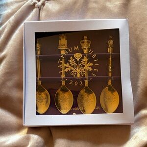 Platinum Jubilee 2022 Gold Spoons Set